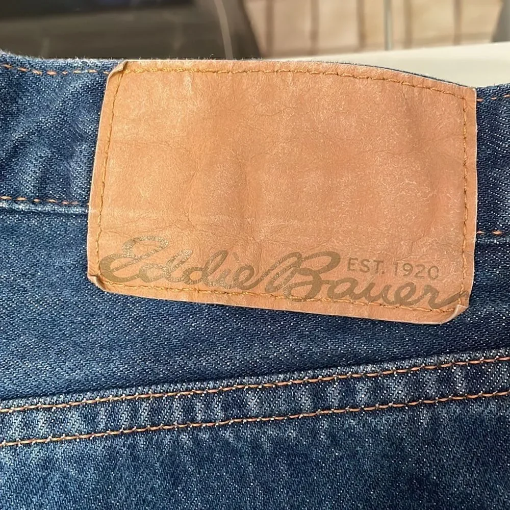 Eddie Bauer jeans traditional fit 35/42 straight
